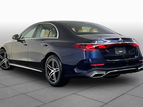 New 2026 Mercedes-Benz E 350 4MATIC Sedan image 3