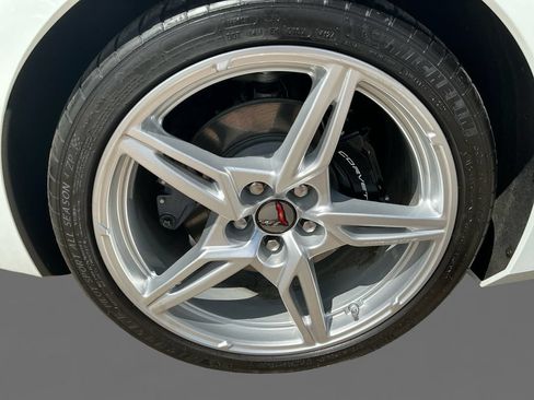 Used 2025 Chevrolet Corvette Stingray Coupe w/ 1LT RWD image 14