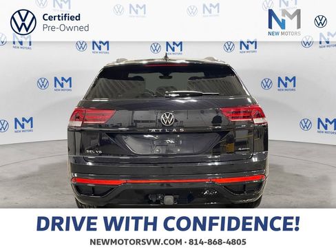 Certified 2023 Volkswagen Atlas Cross Sport SEL R-Line image 4