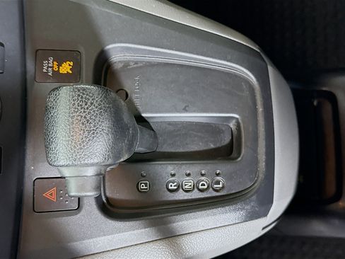 Used 2019 Nissan NV200 S image 19