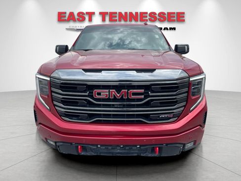 Used 2024 GMC Sierra 1500 AT4 w/ Technology Package image 9