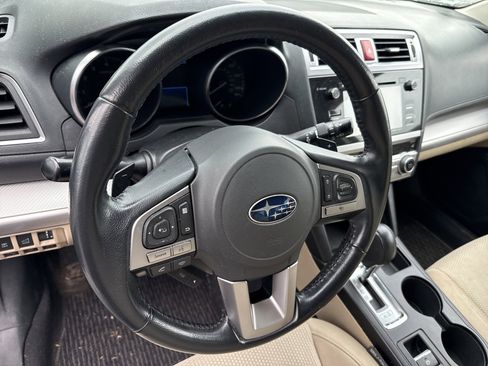 Used 2015 Subaru Outback 2.5i Premium AWD/4WD image 9