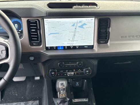 New 2025 Ford Bronco Outer Banks AWD/4WD image 27