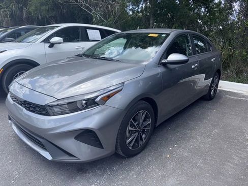 Certified 2024 Kia Forte LXS FWD image 1