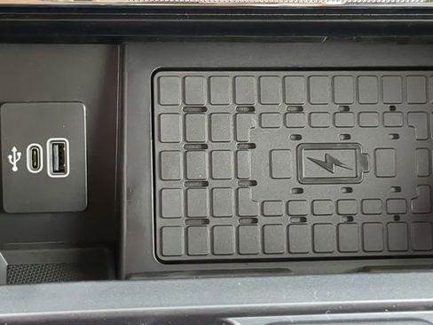 New 2025 Ford F150 Lariat w/ Equipment Group 502A High image 22