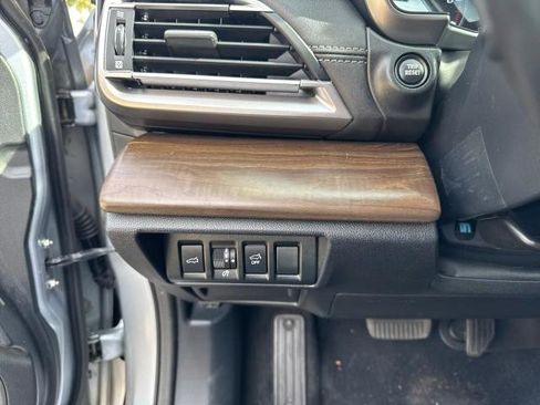 Used 2022 Subaru Outback Limited image 15