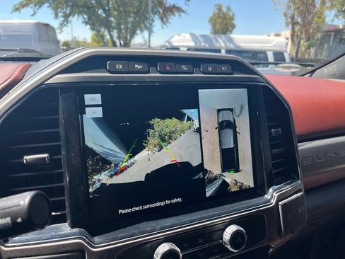 Used 2022 Ford F350 Platinum w/ Tremor Off-Road Package AWD/4WD image 14
