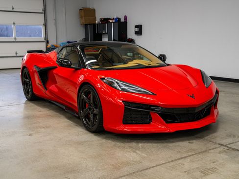Used 2023 Chevrolet Corvette Z06 w/ Battery Protection Package RWD image 38