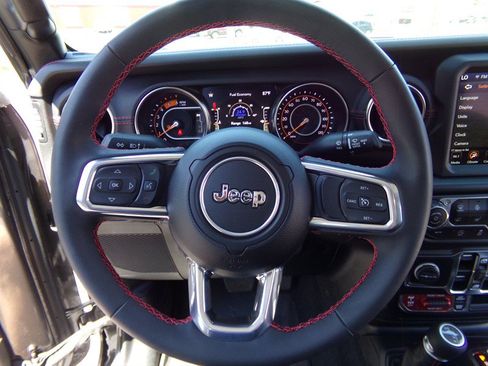 Used 2023 Jeep Gladiator Rubicon AWD/4WD image 42