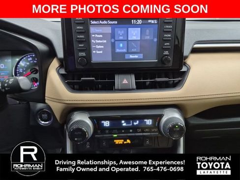 Used 2019 Toyota RAV4 XLE w/ Convenience Package FWD image 19