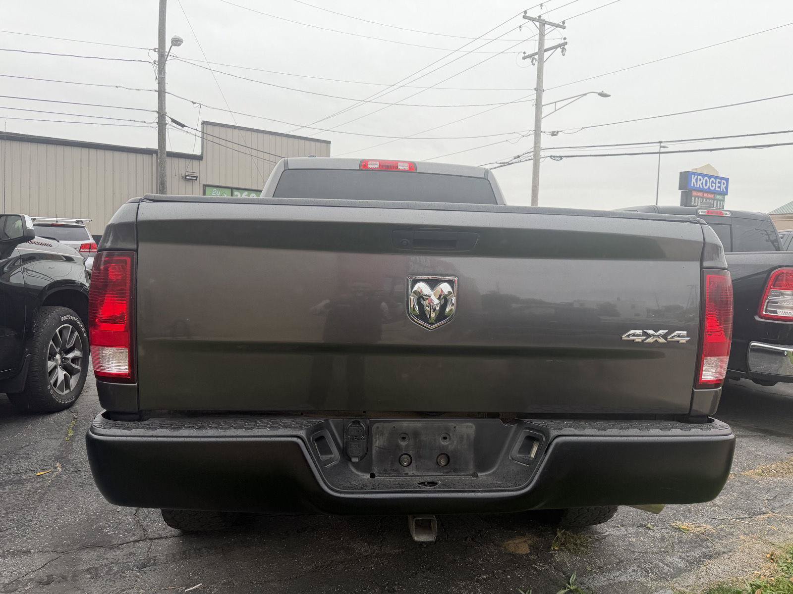 Used 2021 RAM 1500 Classic SLT AWD/4WD image 6
