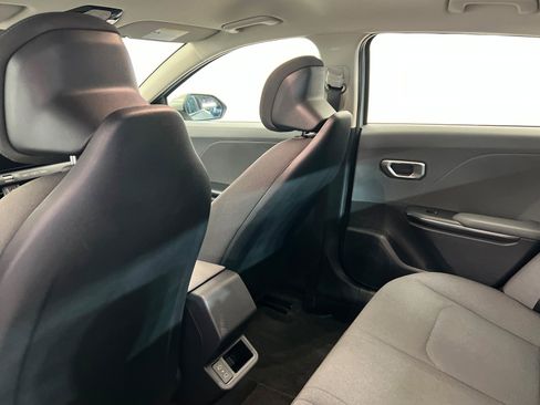 Used 2025 Kia K4 LXS image 20