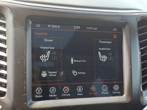 Used 2021 Jeep Cherokee Latitude Lux 80th Anniv w/ Quick Order Package 26U 80TH AWD/4WD image 19