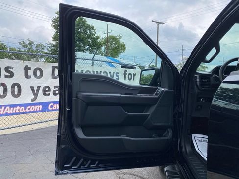 Used 2024 Ford F150 XLT w/ XLT Black Appearance Package AWD/4WD image 12