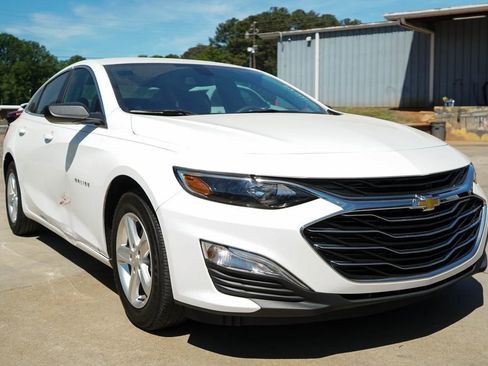 Used 2022 Chevrolet Malibu LS image 35