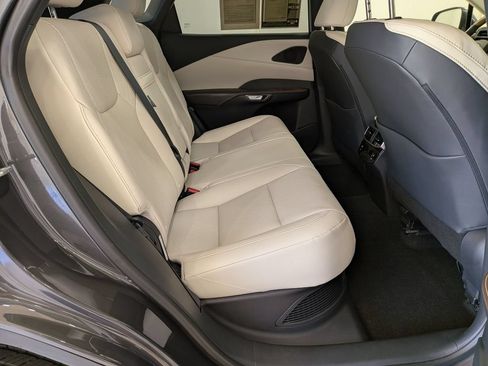 Used 2025 Lexus RX 350 w/ Convenience Package AWD/4WD image 32