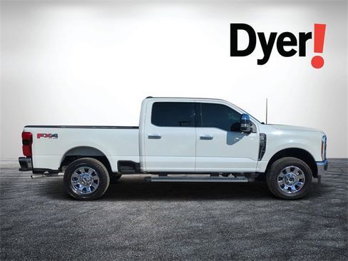 Used 2026 Ford F250 Lariat w/ Chrome Package image 2