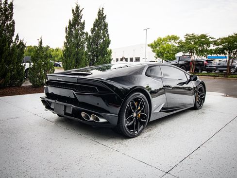 Used 2015 Lamborghini Huracan LP 610-4 AWD/4WD image 10