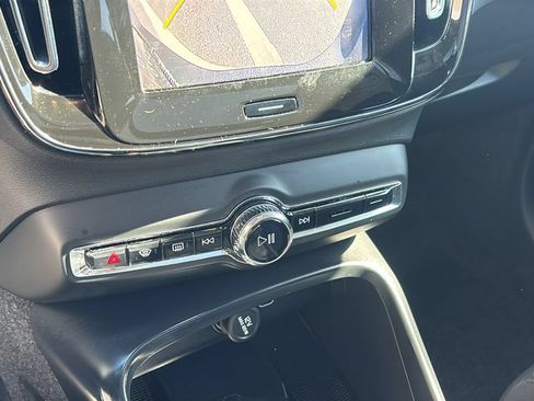 Certified 2026 Volvo XC40 B5 Plus AWD/4WD image 20