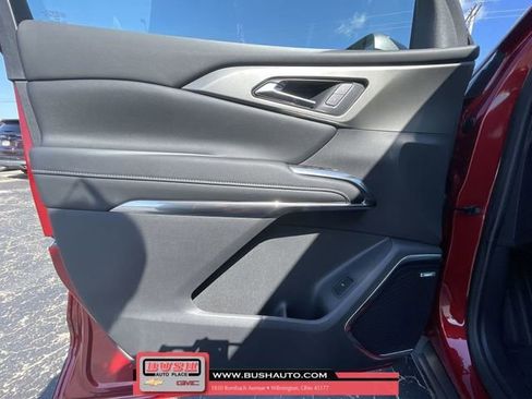 New 2025 Chevrolet Traverse LT w/ Enhanced Driving Package image 22