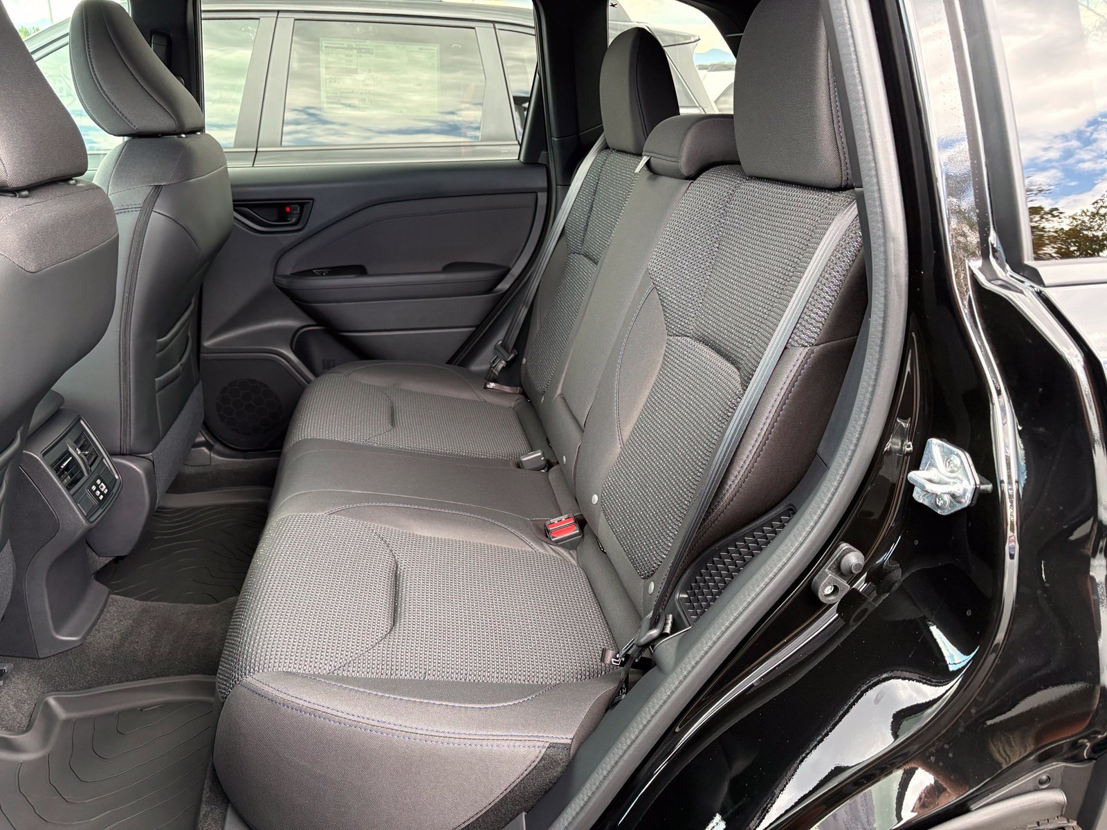 New 2026 Subaru Forester Premium AWD/4WD image 31