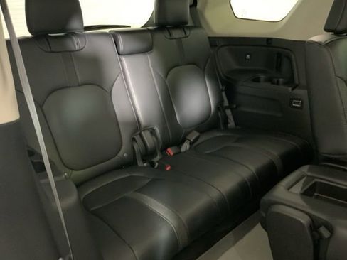 Used 2023 Honda Pilot EX-L image 39