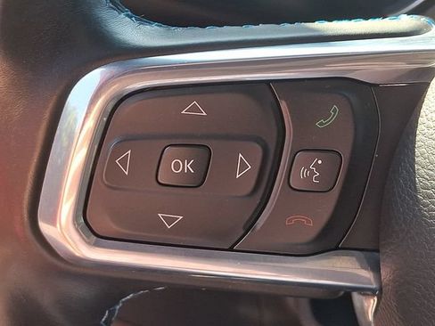 Used 2021 Jeep Wrangler Unlimited Rubicon 4xe w/ Cold Weather Group AWD/4WD image 21