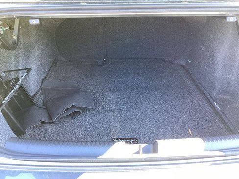 Used 2016 Volkswagen Jetta S image 4