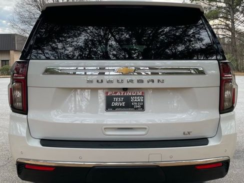 Used 2021 Chevrolet Suburban LT w/ Rear Media and Nav Package image 7