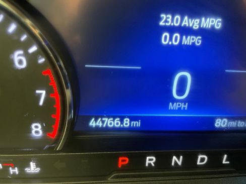 Used 2023 Ford Explorer XLT RWD image 14