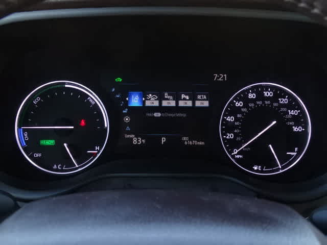 Used 2024 Toyota Sienna Platinum FWD image 24