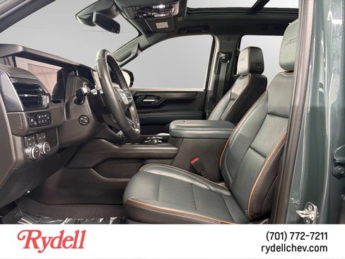 Used 2026 GMC Yukon AT4 AWD/4WD image 10