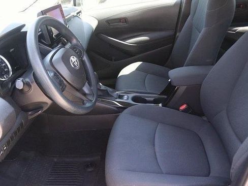Used 2022 Toyota Corolla LE Sedan FWD image 10