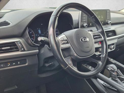 Used 2021 Kia Telluride S FWD image 3