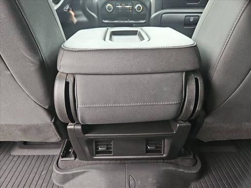 Used 2020 Chevrolet Silverado 1500 Custom w/ Custom Value Package AWD/4WD image 17