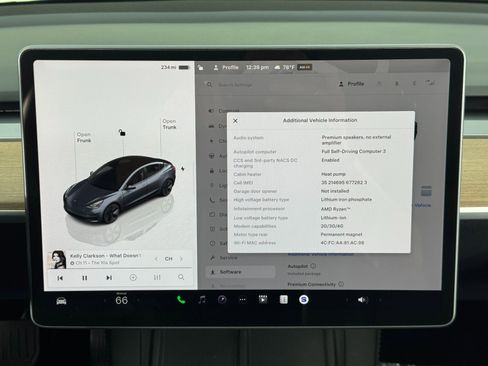 Used 2023 Tesla Model 3 Standard Range image 32