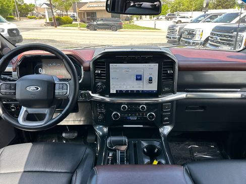 Certified 2022 Ford F150 Lariat AWD/4WD image 6