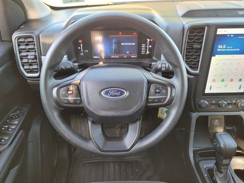 Used 2024 Ford Ranger XL image 16