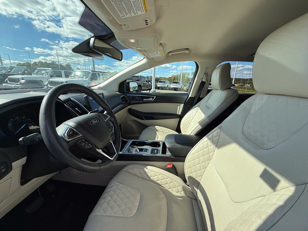 Used 2024 Ford Edge Titanium w/ Equipment Group 301A AWD/4WD image 20