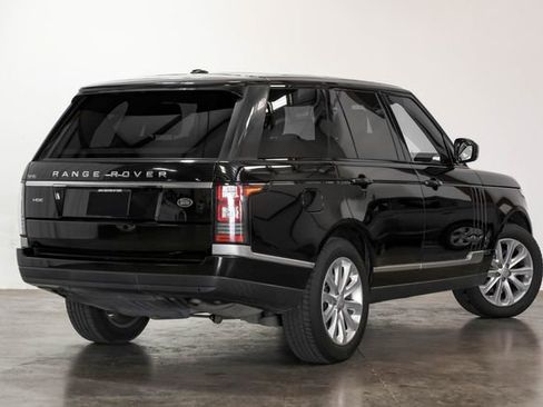Used 2015 Land Rover Range Rover HSE image 15