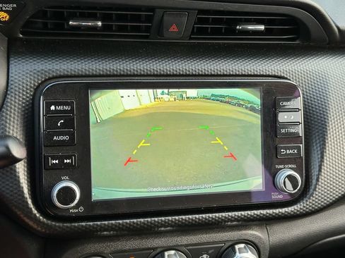 Used 2023 Nissan Kicks SV FWD image 11