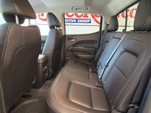 Used 2022 GMC Canyon Elevation w/ Elevation Premium Package AWD/4WD image 17