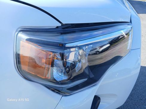 Used 2017 Toyota 4Runner SR5 RWD image 21