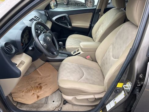 Used 2012 Toyota RAV4 4WD image 11