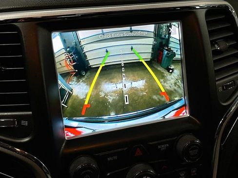 Used 2018 Jeep Grand Cherokee Summit w/ Skid Plate Group image 14