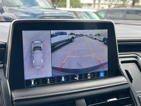 Used 2021 GMC Yukon AT4 w/ AT4 Premium Plus Package image 41