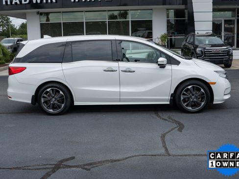 Used 2024 Honda Odyssey Elite image 2