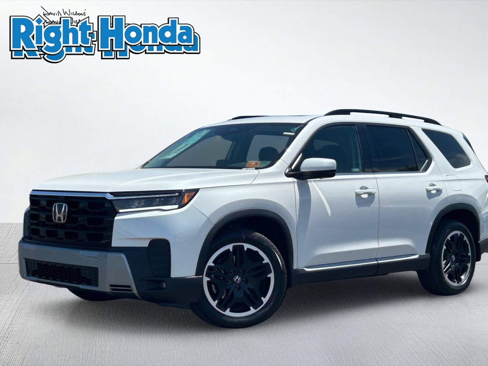 New 2026 Honda Pilot Touring image 1