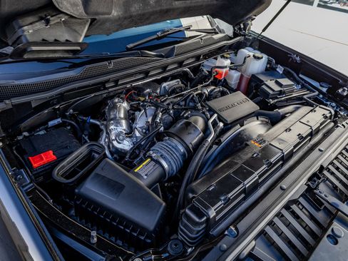 Used 2025 Chevrolet Silverado 2500 LT w/ Trail Boss Package image 40