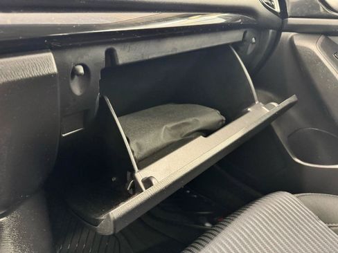 Used 2016 MAZDA MAZDA3 i Touring FWD image 28